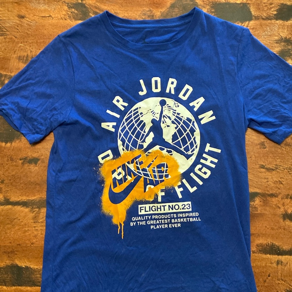 Air Jordan Shirt Size Large